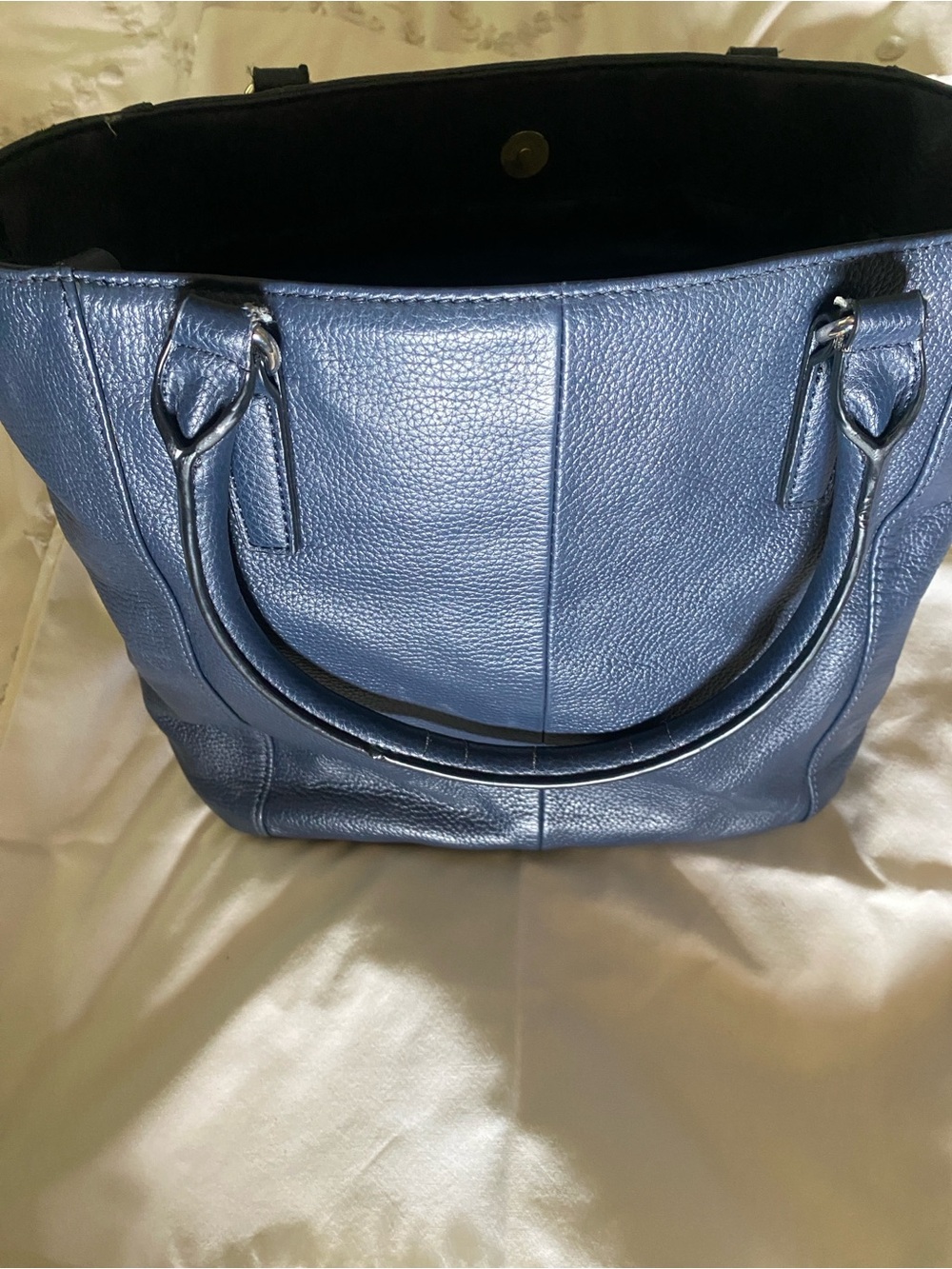 TIGNANELLO  Dark Blue Pebbled Leather Structured Tote with a Removable Bag - Picture 8 of 15